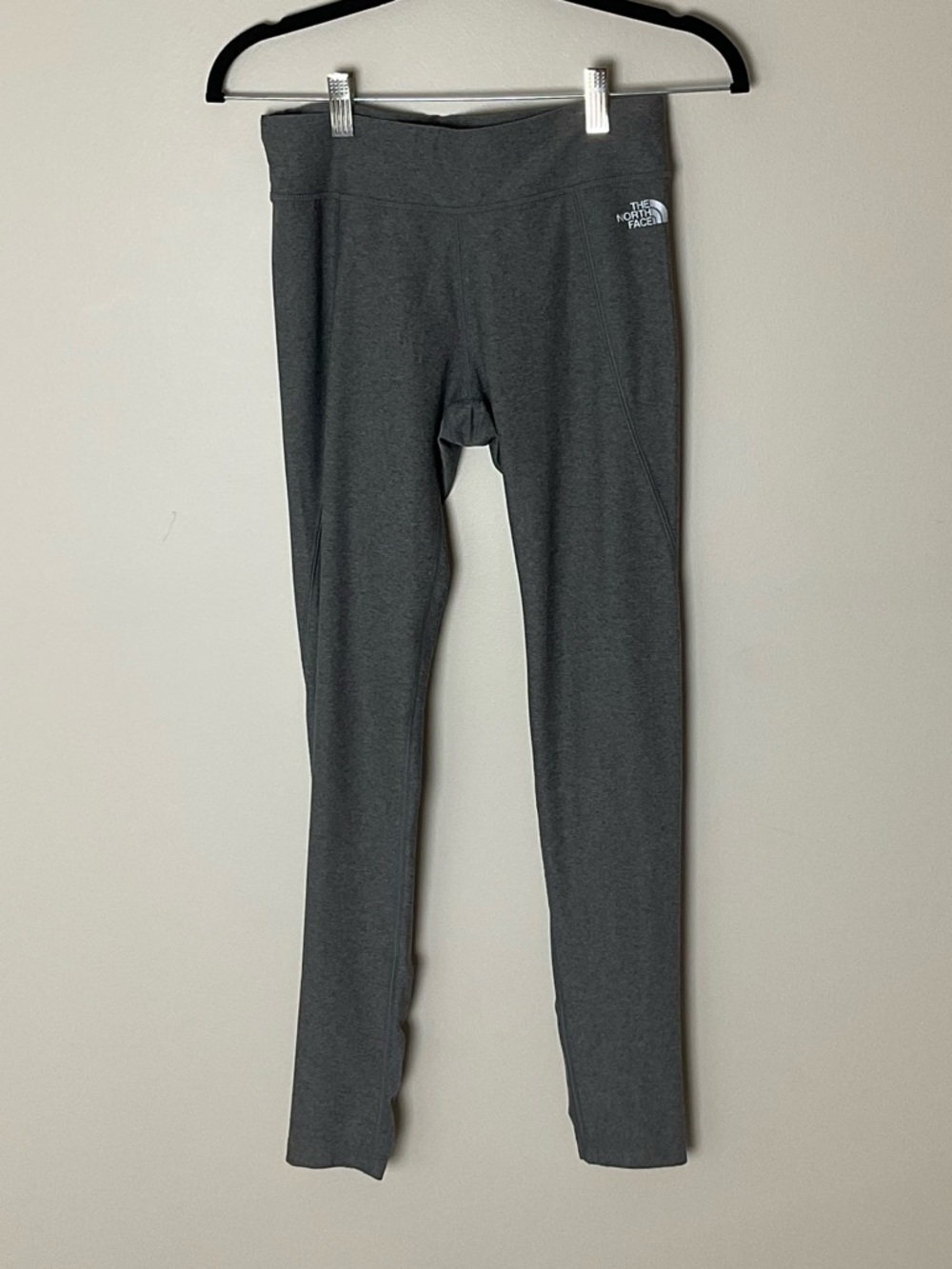 The North Face Gray- Heather On The Go Leggings. Size S Flash Dry Technology
